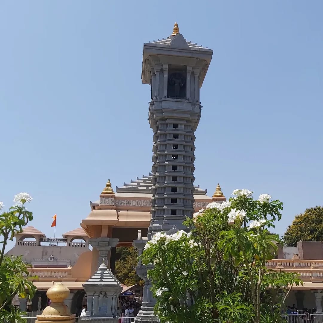 Devotees at Shani Shingnapur Temple