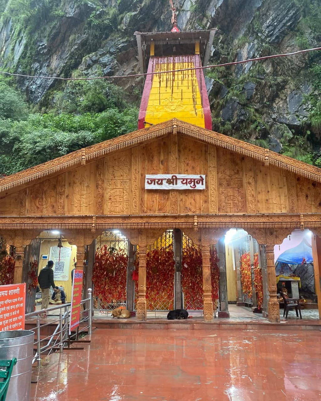 Scenic Himalayas Yamunotri